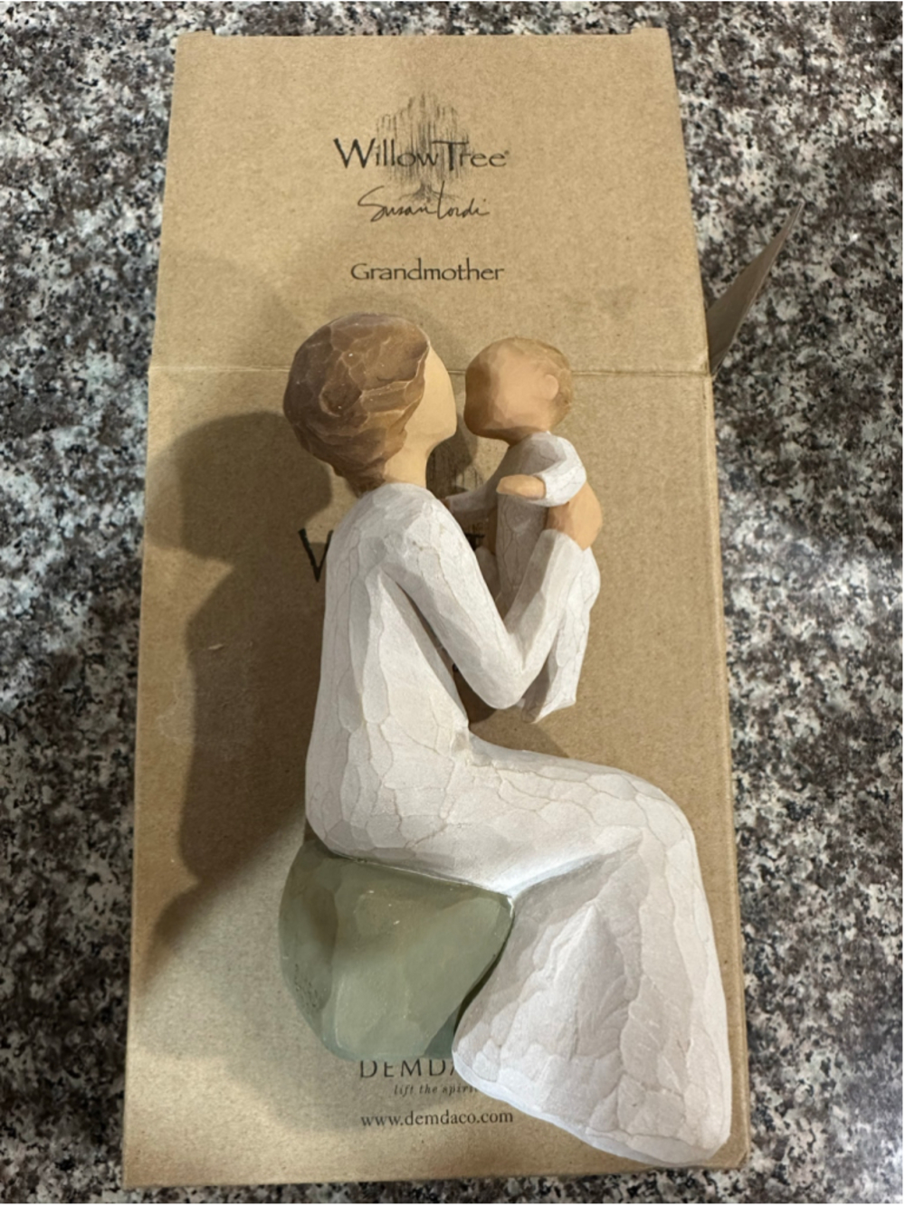 Willow Tree Grandmother Figurine One Size White Beige Decor